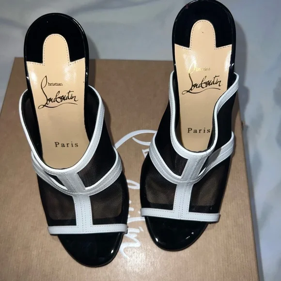 Cb heels new never worn - Picture 2 of 5